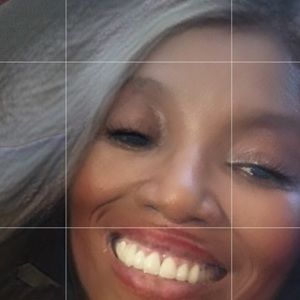 Meet your Posher, Valeria